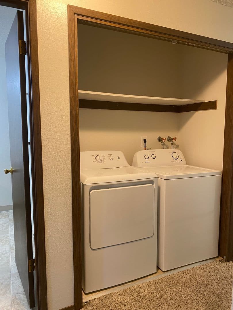 Beaverton Apartment: 11835 SW Ridgecrest Drive