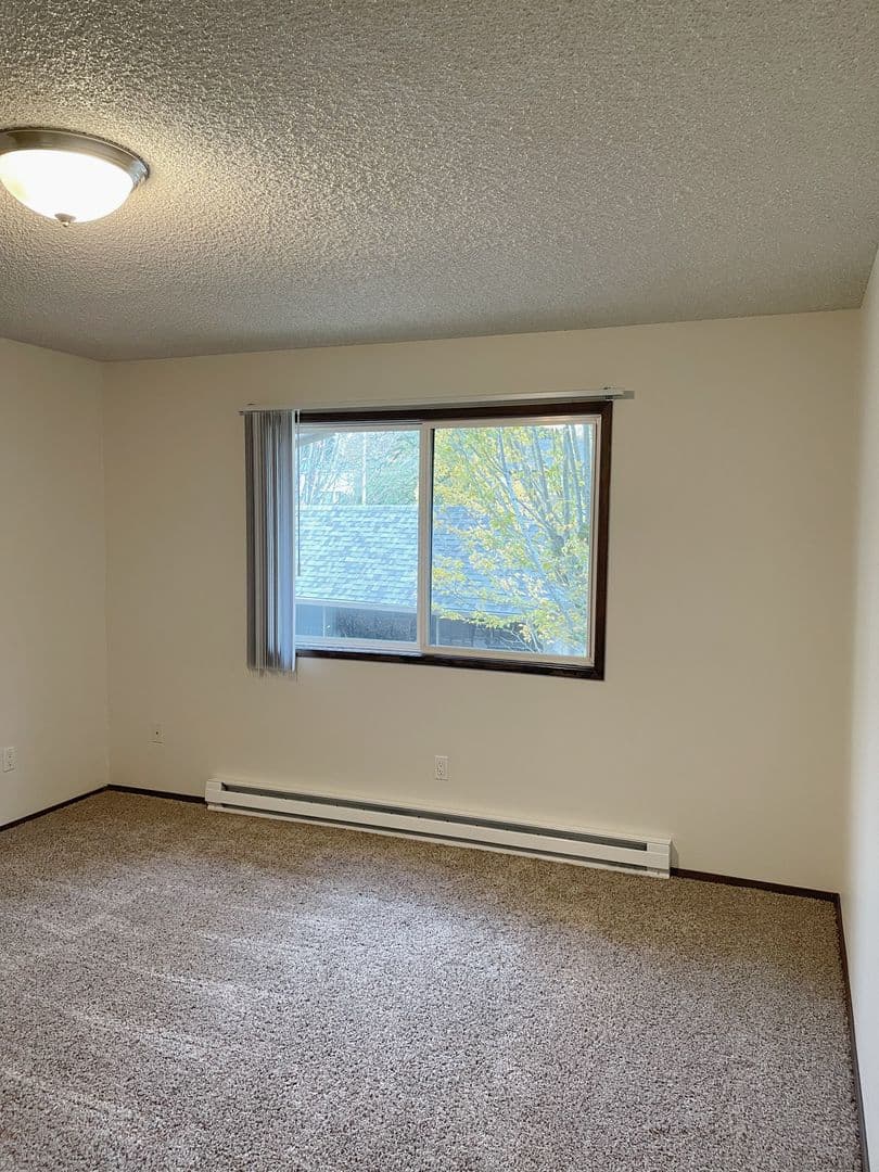 Beaverton Apartment: 11835 SW Ridgecrest Drive