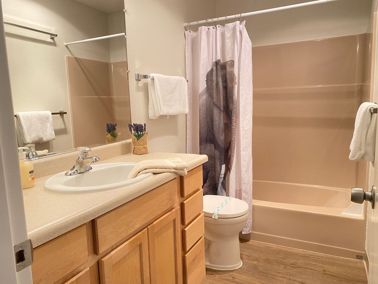 Portland Apartment: 7059-7061 SW Garden Home Road