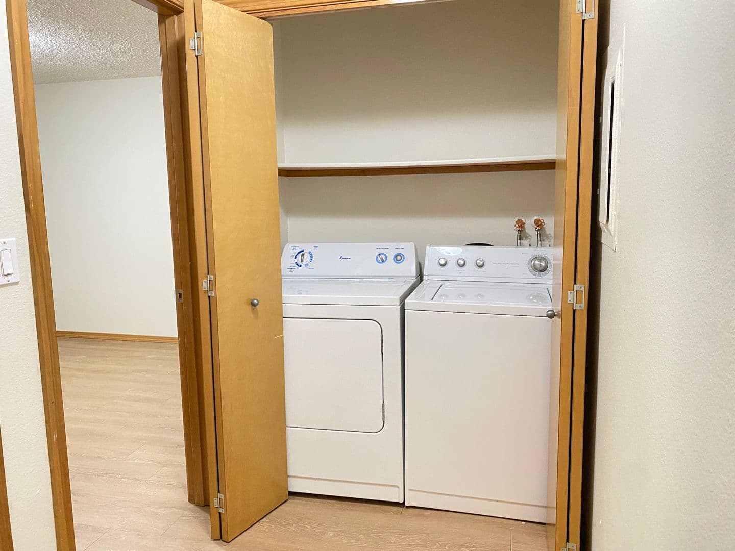 Beaverton Apartment: 11835 SW Ridgecrest Drive