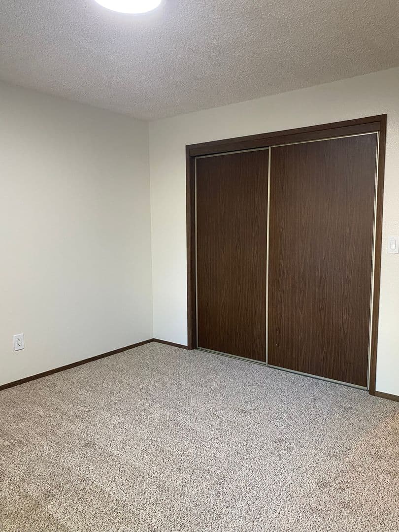 Beaverton Apartment: 11835 SW Ridgecrest Drive