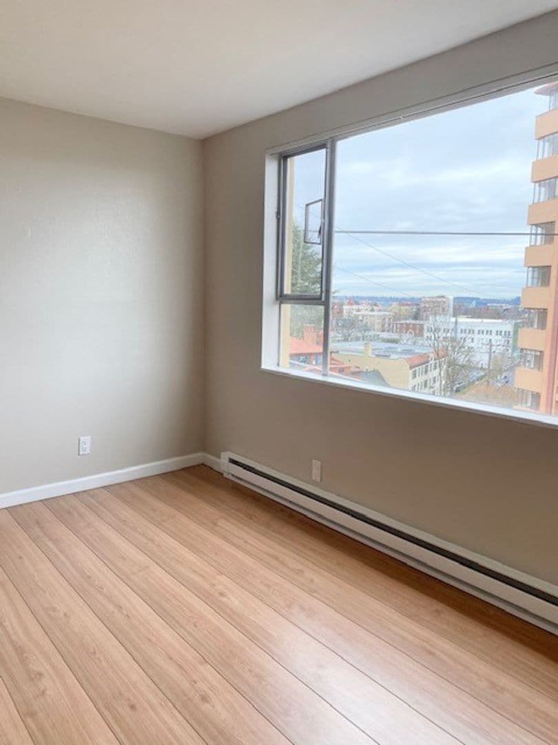 Portland Apartment: 2020 SW Salmon Street