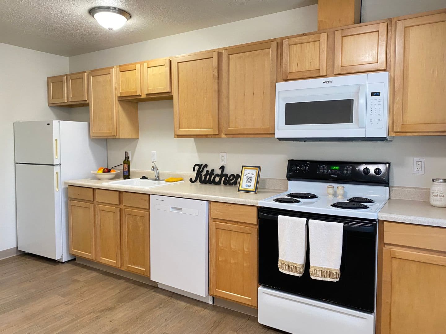 Portland Apartment: 7059-7061 SW Garden Home Road