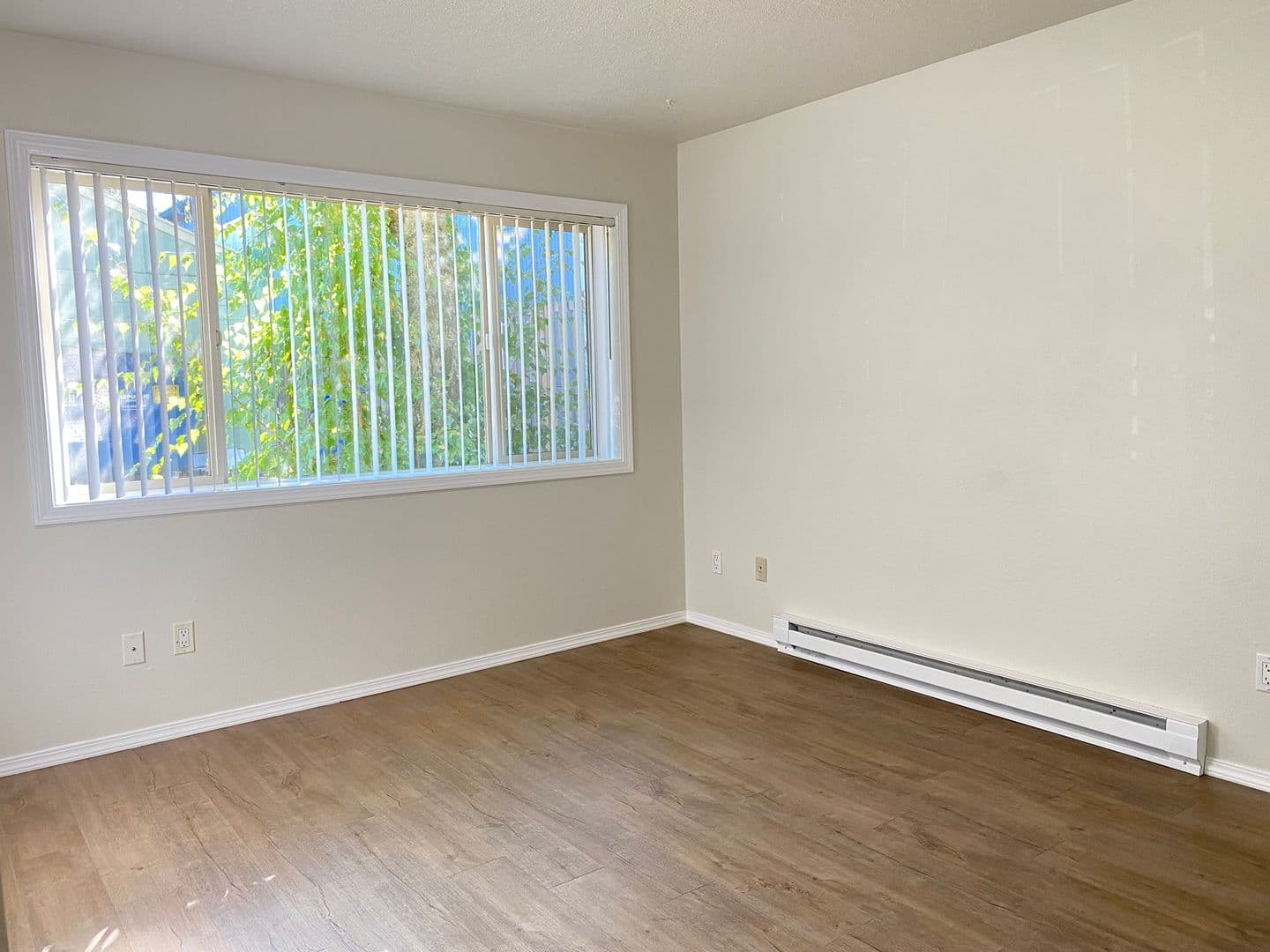 Portland Apartment: 7059-7061 SW Garden Home Road