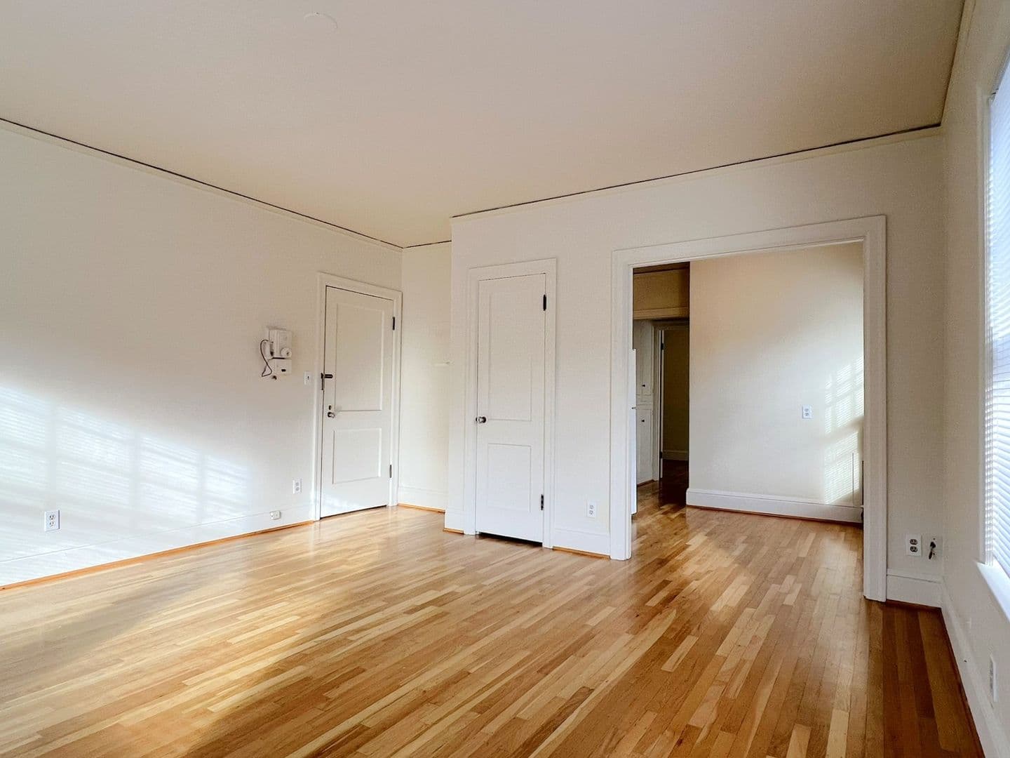 Portland Apartment: 2445 NW Northrup Street