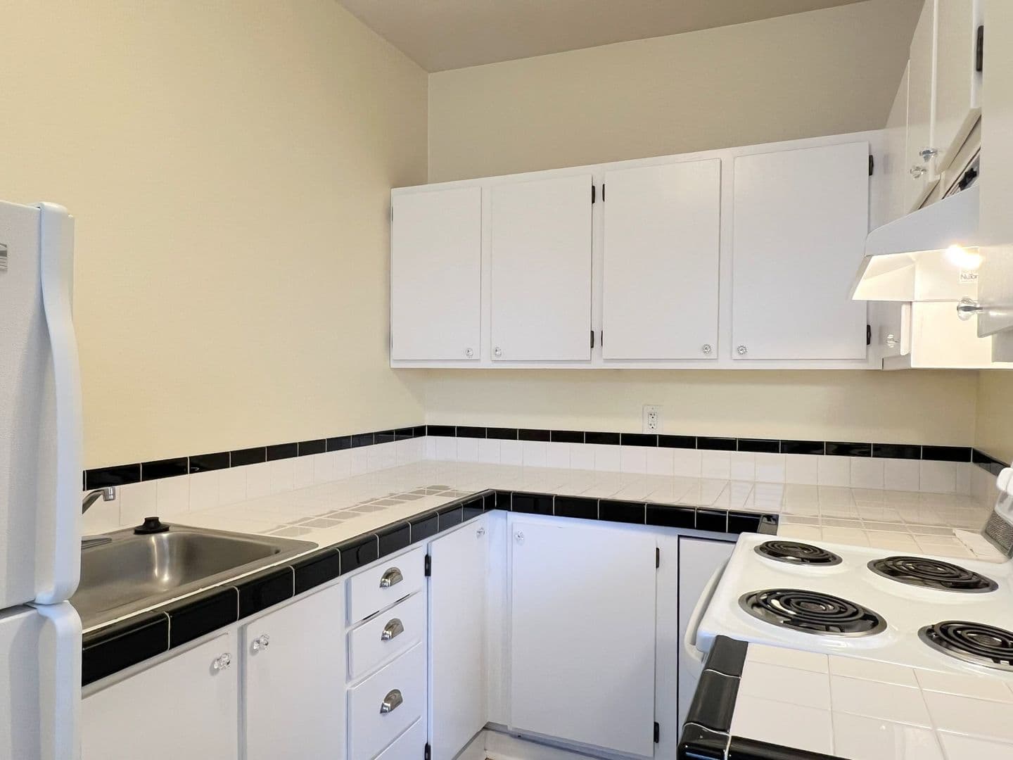 Portland Apartment: 2151 NW Johnson Street