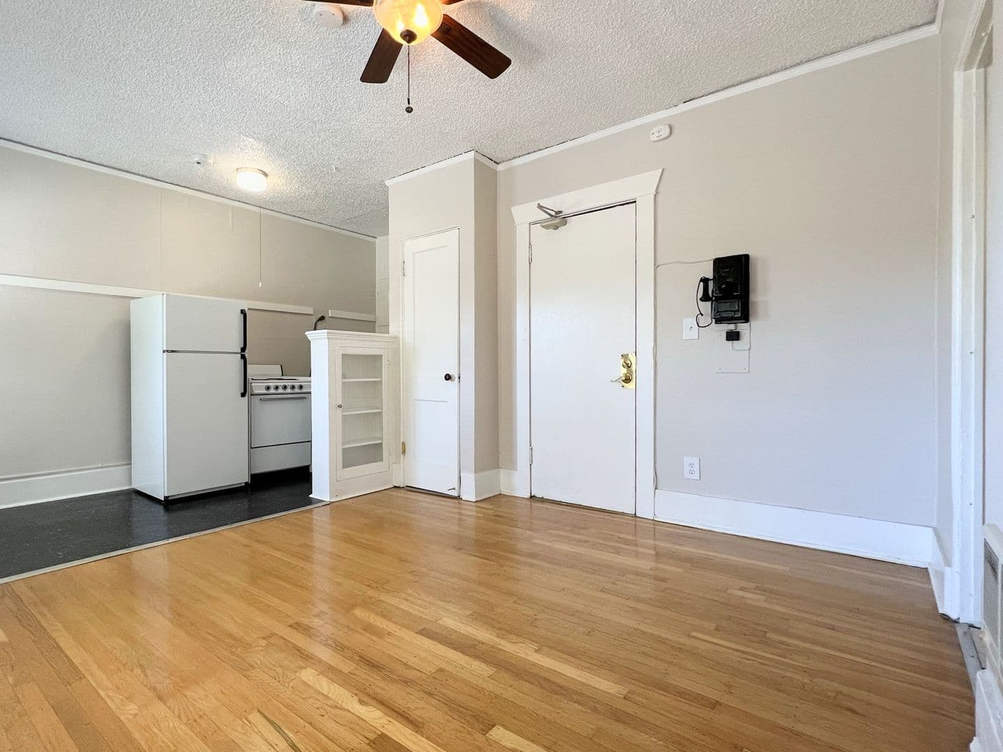 Portland Apartment: 2345 NW Marshall Street