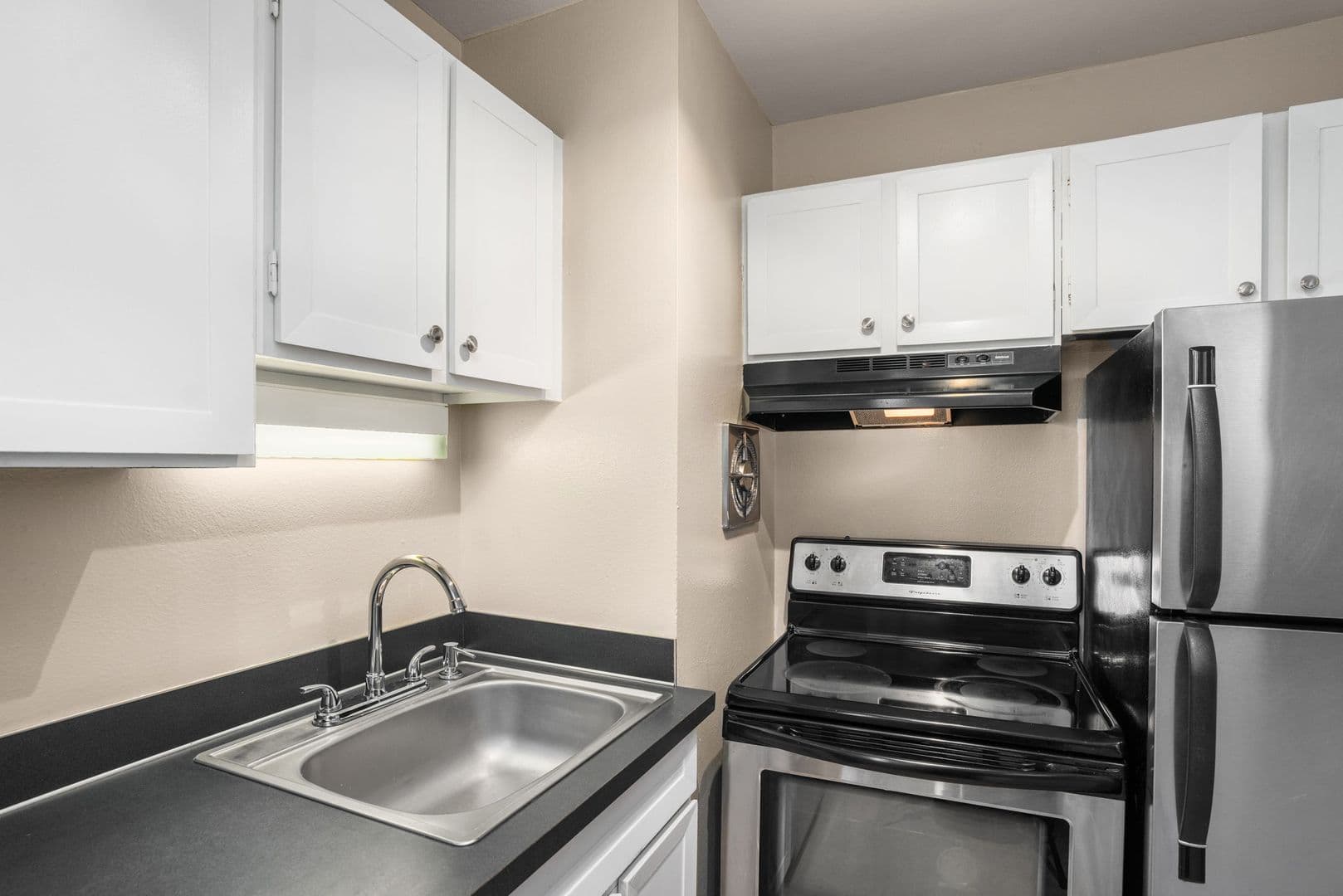 Portland Apartment: 2020 SW Salmon Street