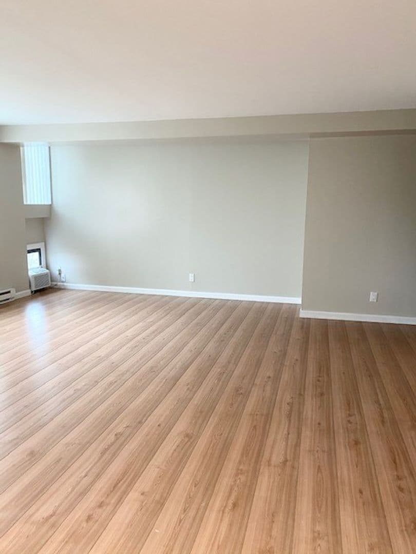 Portland Apartment: 2020 SW Salmon Street