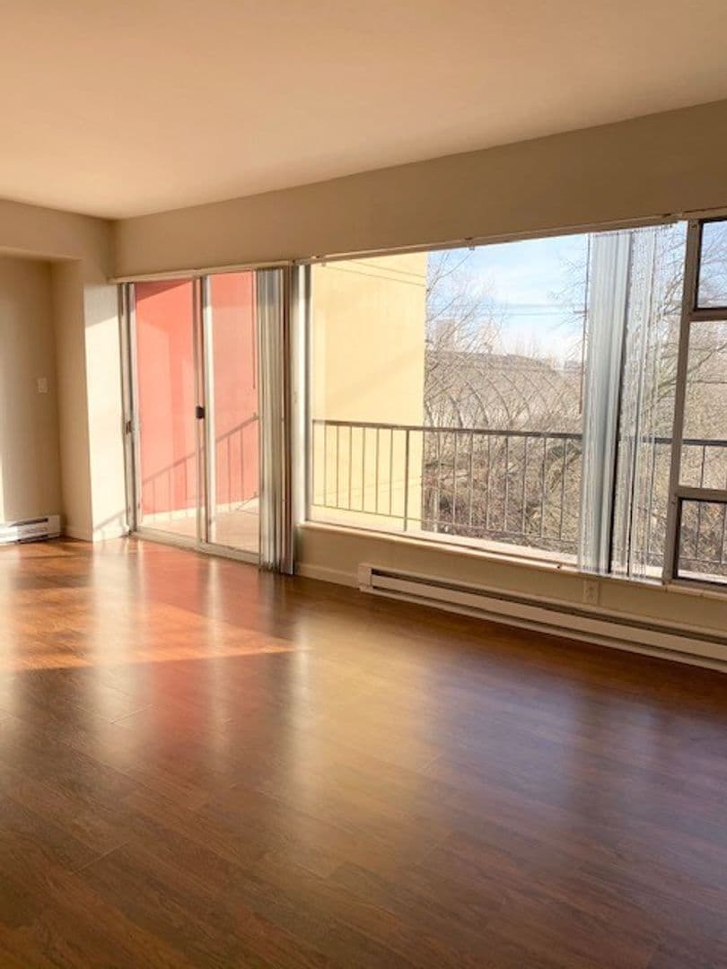 Portland Apartment: 2020 SW Salmon Street