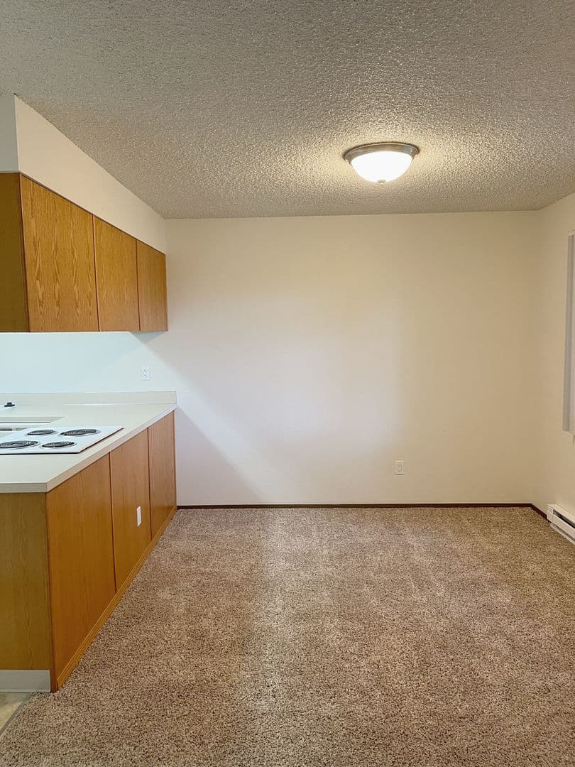 Beaverton Apartment: 11835 SW Ridgecrest Drive