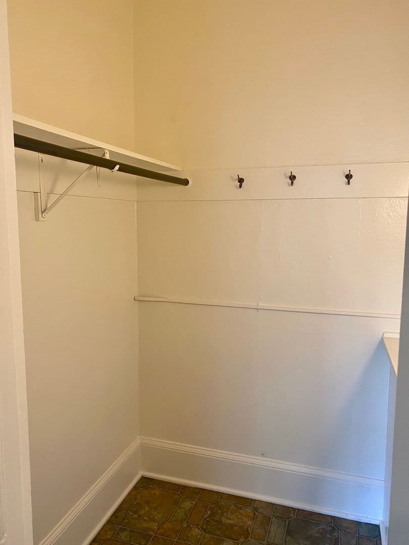 Portland Apartment: 1130 NE 1st Avenue