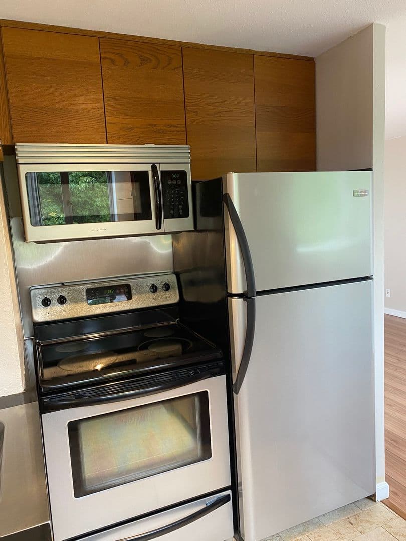 Portland Apartment: 2020 SW Salmon Street