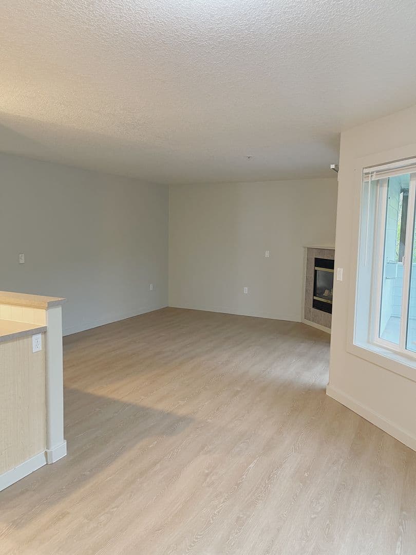 Portland Apartment: 2856-2868 NW Wardway Street
