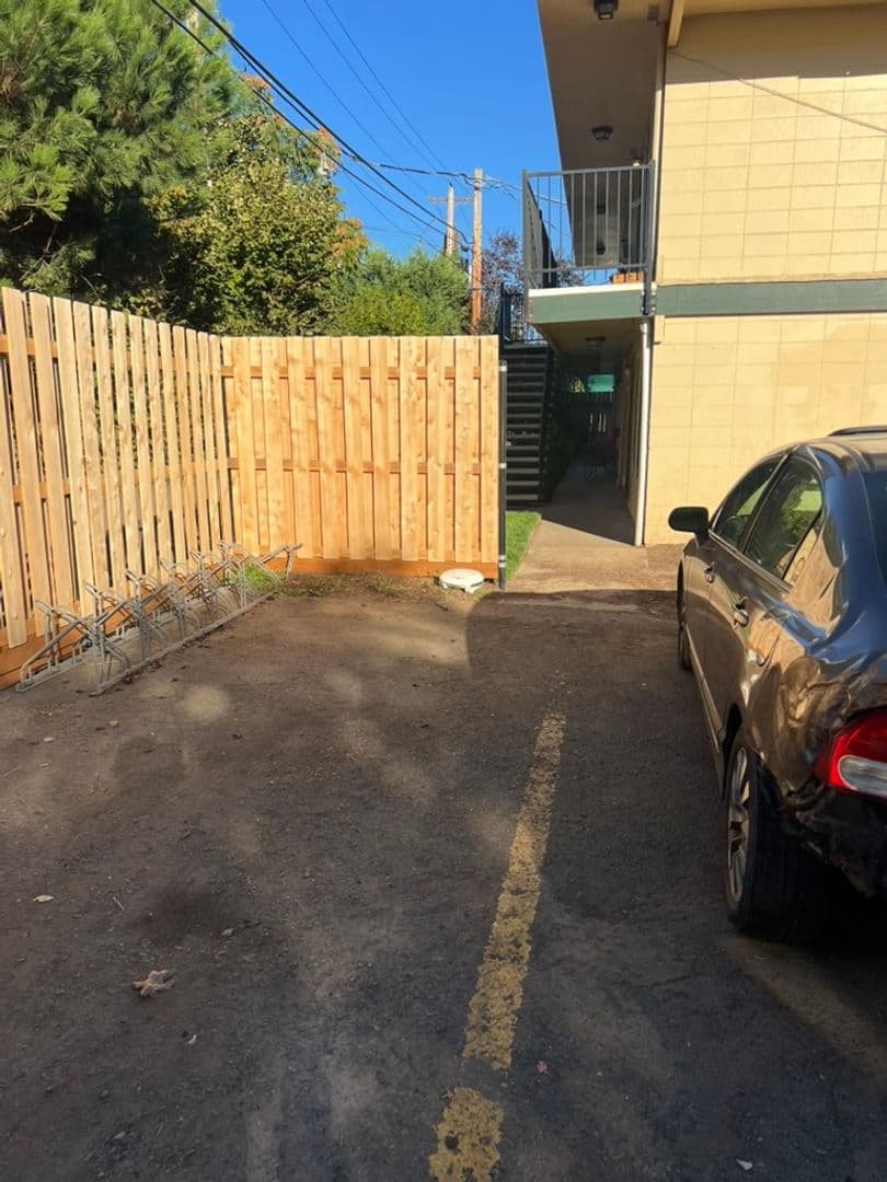 Eugene Apartment: 555 Tyler Street