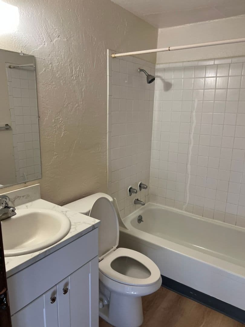 Eugene Apartment: 555 Tyler Street