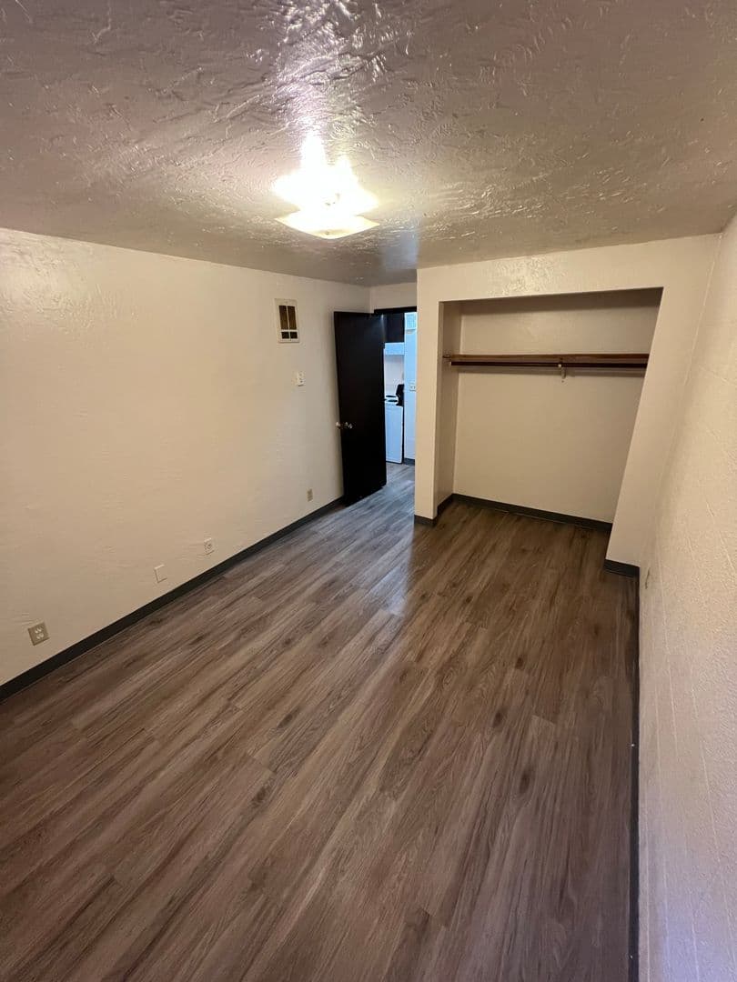 Eugene Apartment: 555 Tyler Street