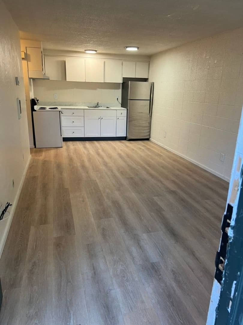Eugene Apartment: 555 Tyler Street