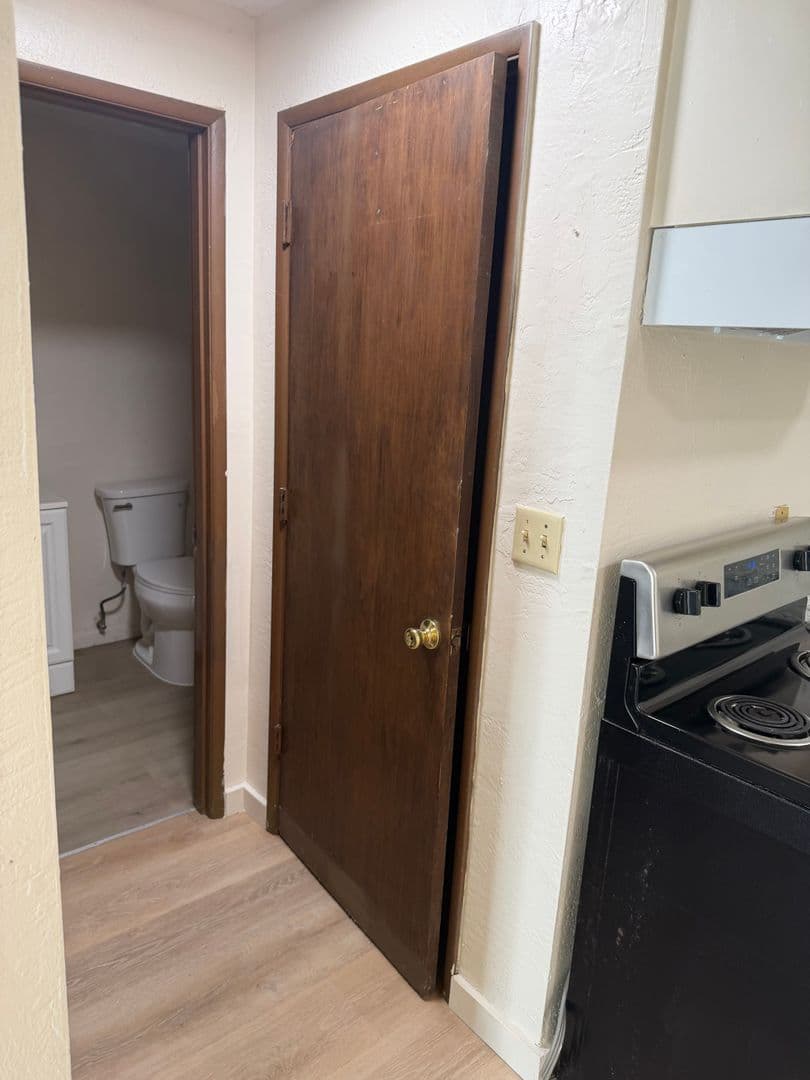 Eugene Apartment: 555 Tyler Street