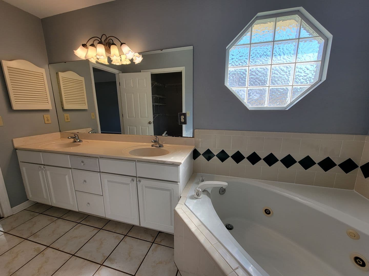Tallahassee House: 5742 Countryside Dr