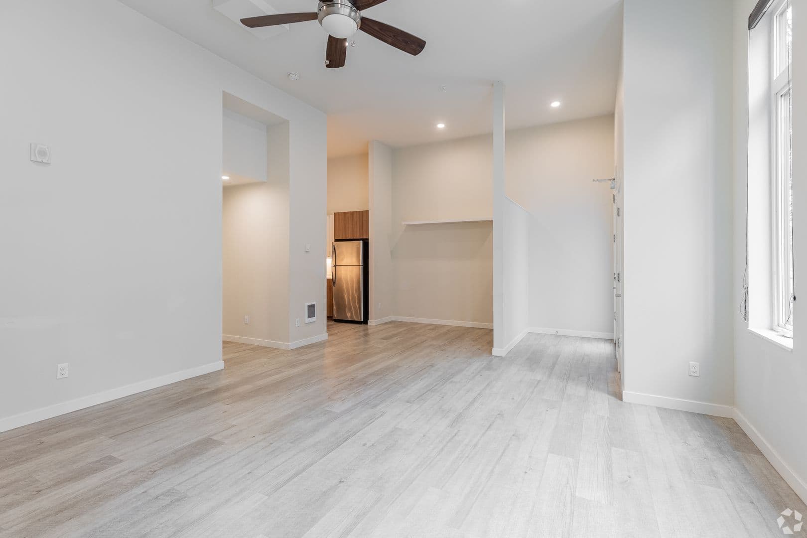 Portland Apartment: 4305 N Montana Ave - 03