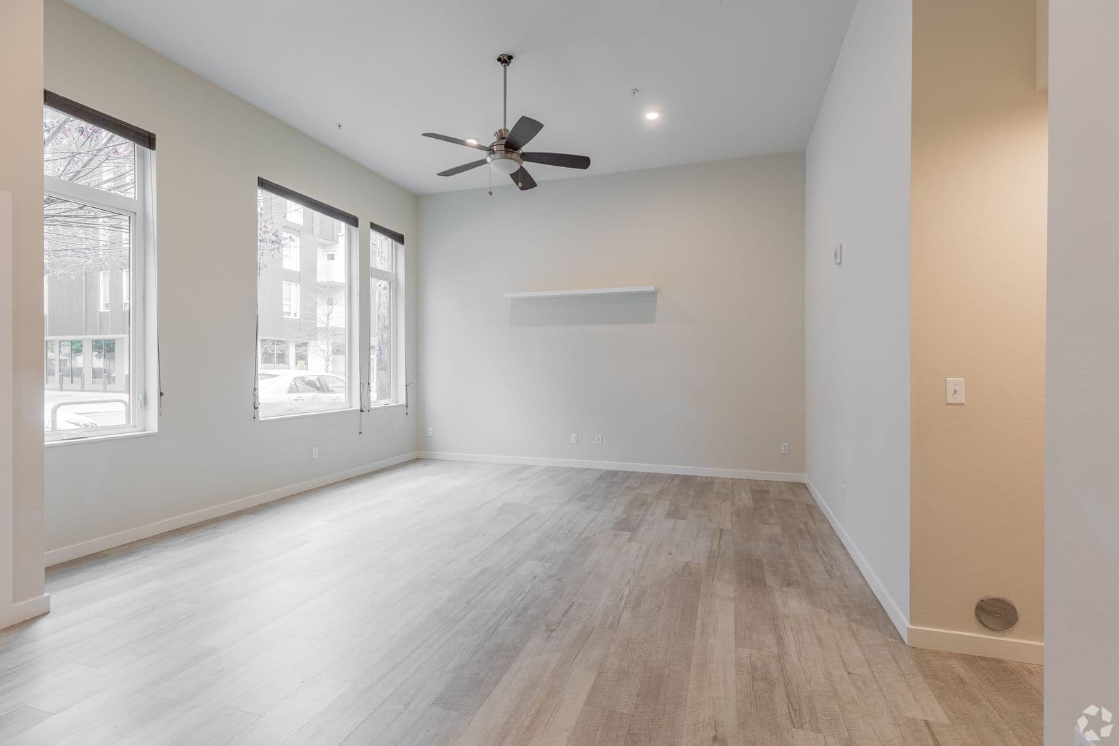 Portland Apartment: 4305 N Montana Ave - 03