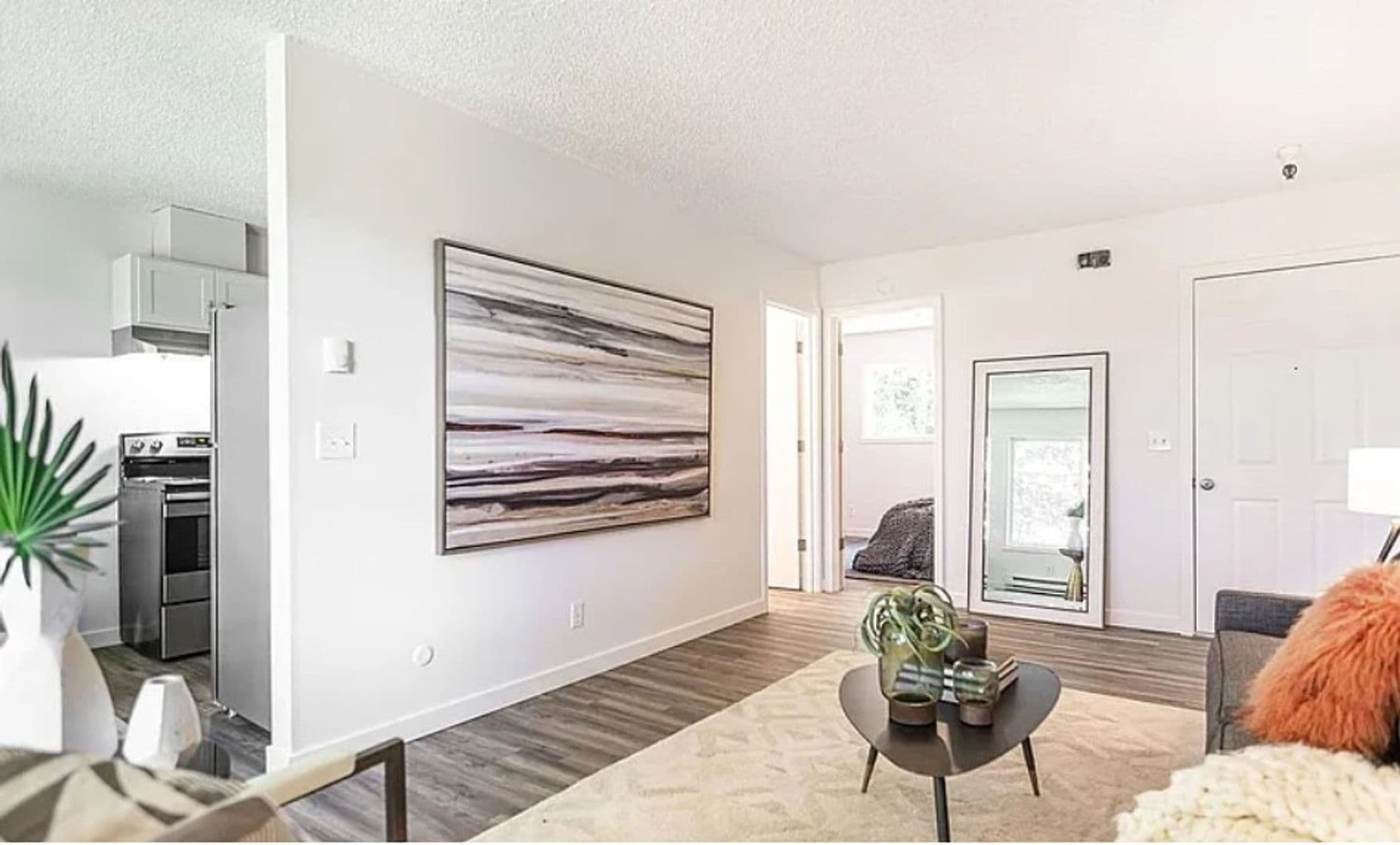 Oregon City Apartment: 911 15th Street