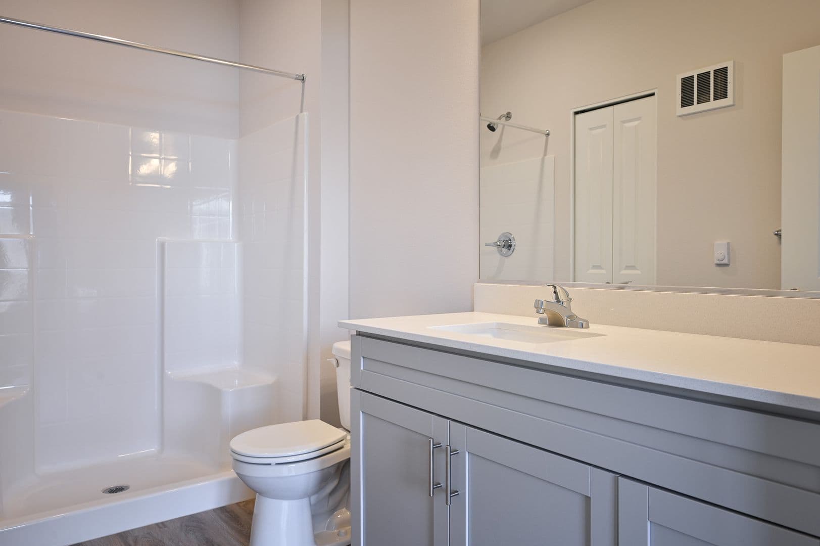 Portland Apartment: 1940 NW 25th Ave