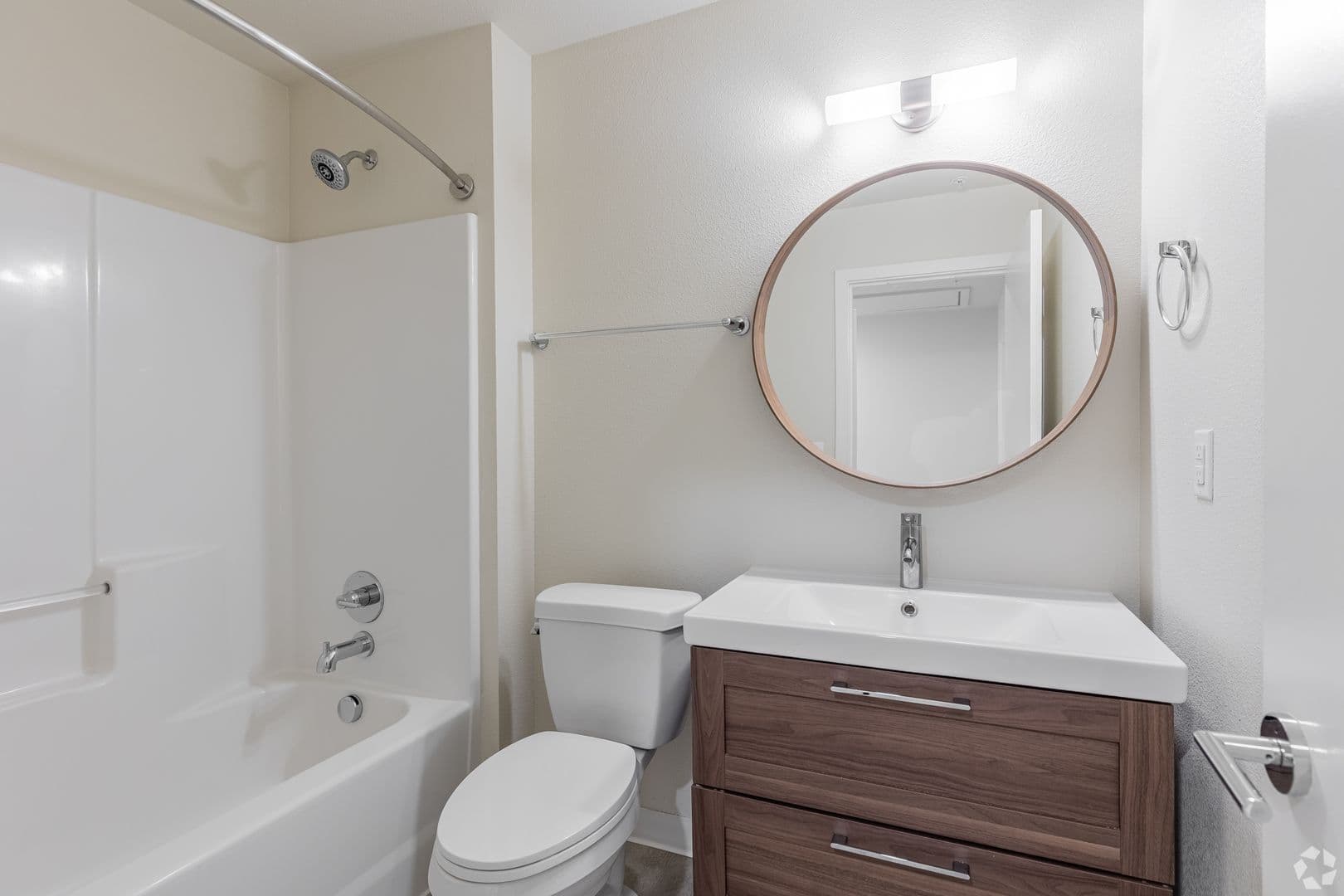 Portland Apartment: 4305 N Montana Ave - 03