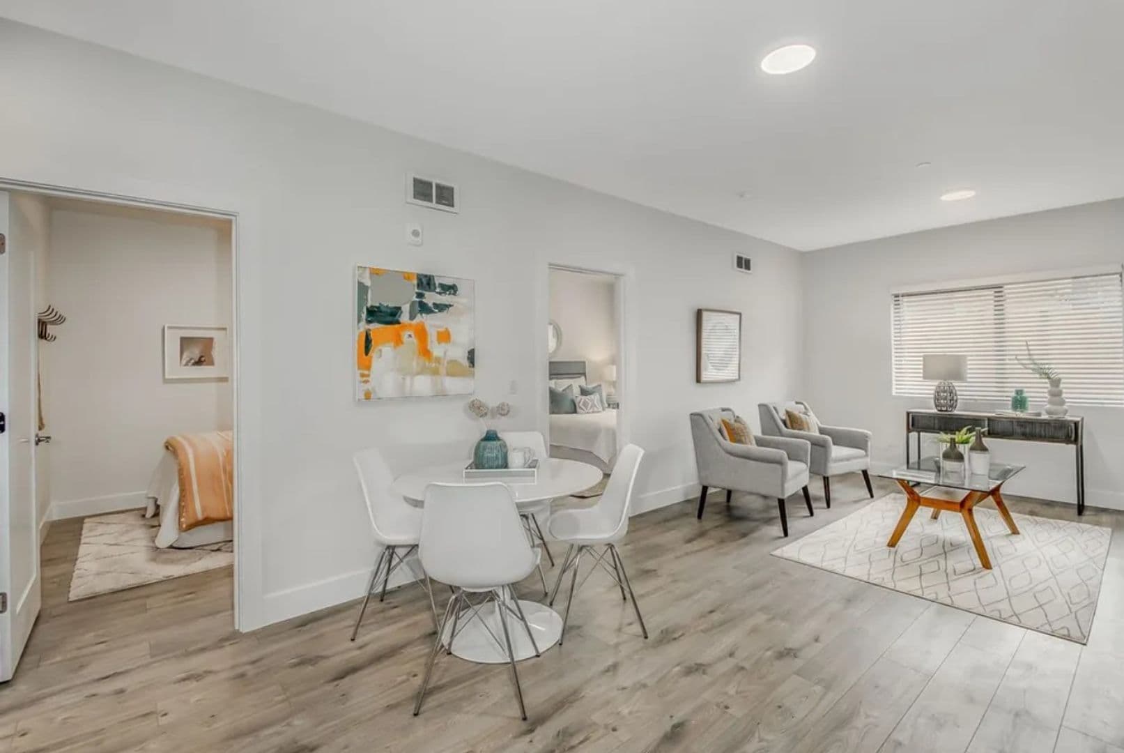 Portland Apartment: 475 NE 74th Ave