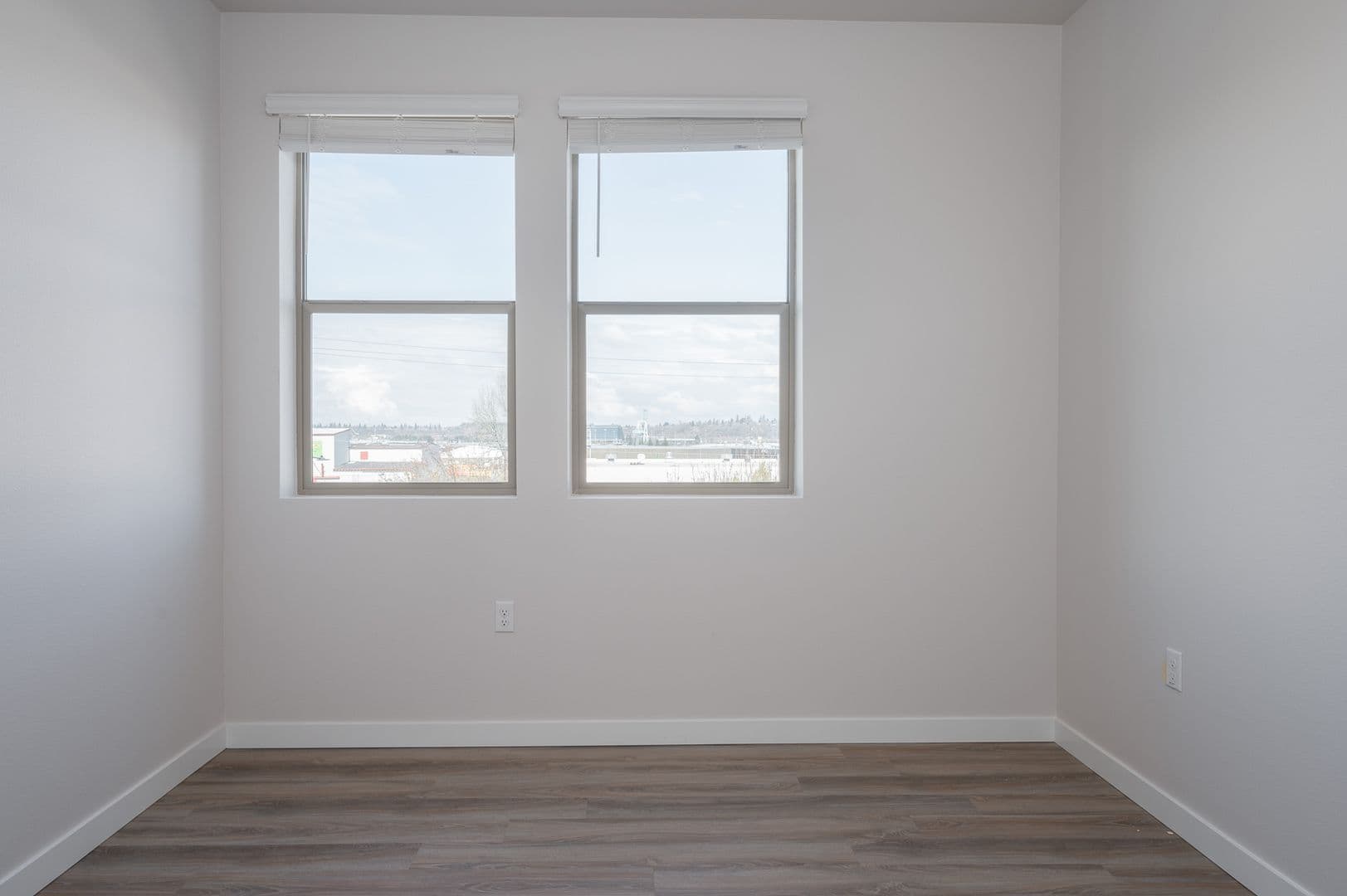 Portland Apartment: 1940 NW 25th Ave