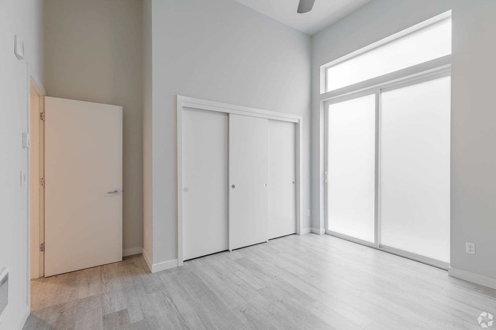 Portland Apartment: 4305 N Montana Ave - 03