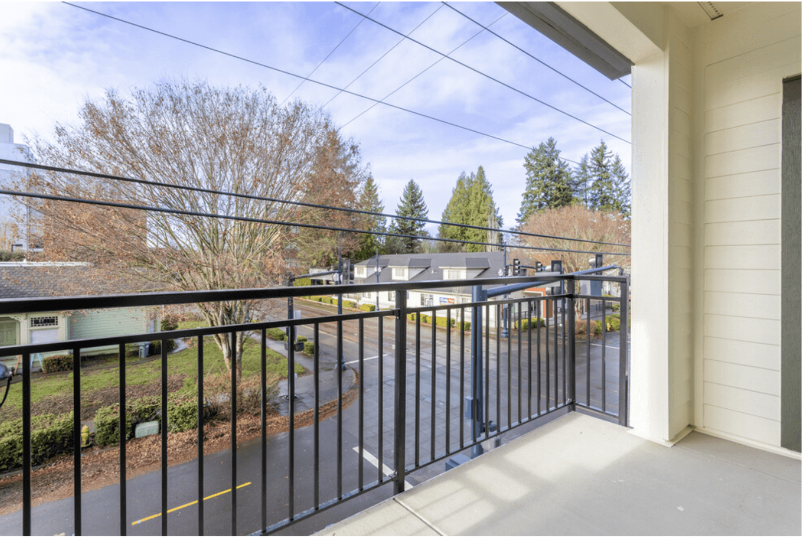 Hillsboro Apartment: 210-238 SE 9th Avenue