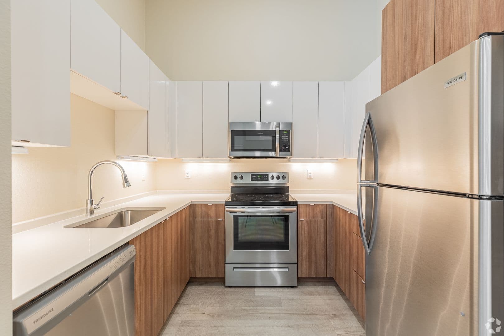 Portland Apartment: 4305 N Montana Ave - 03