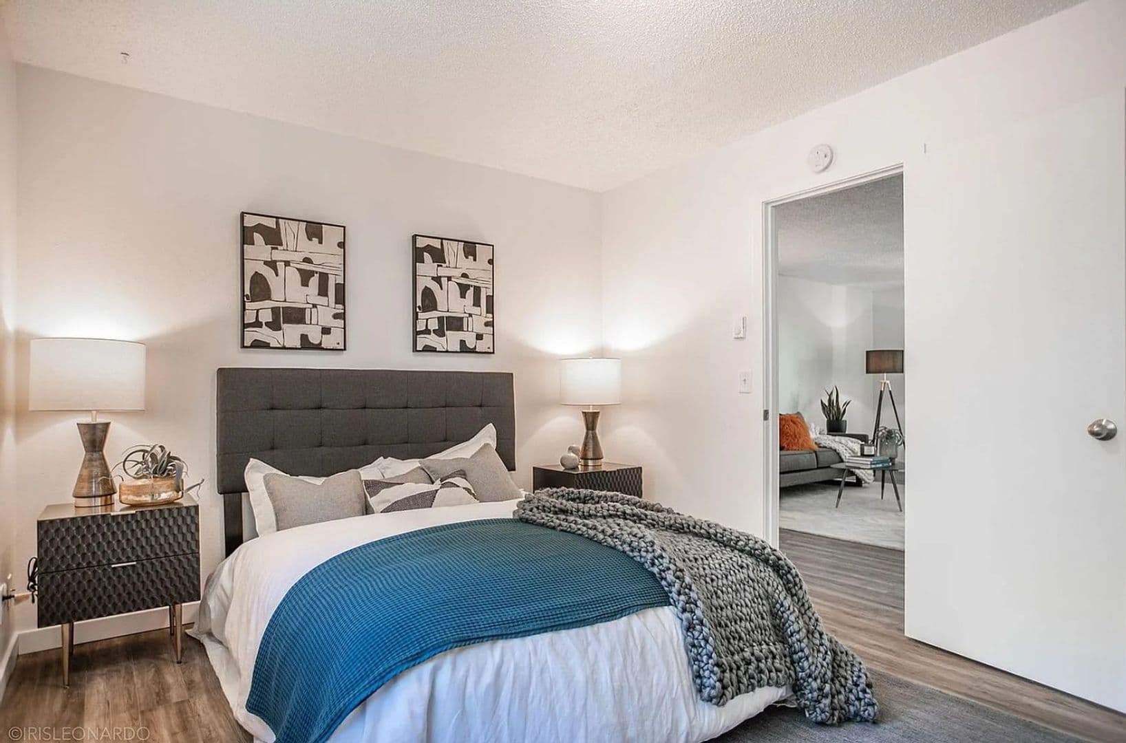 Oregon City Apartment: 911 15th Street