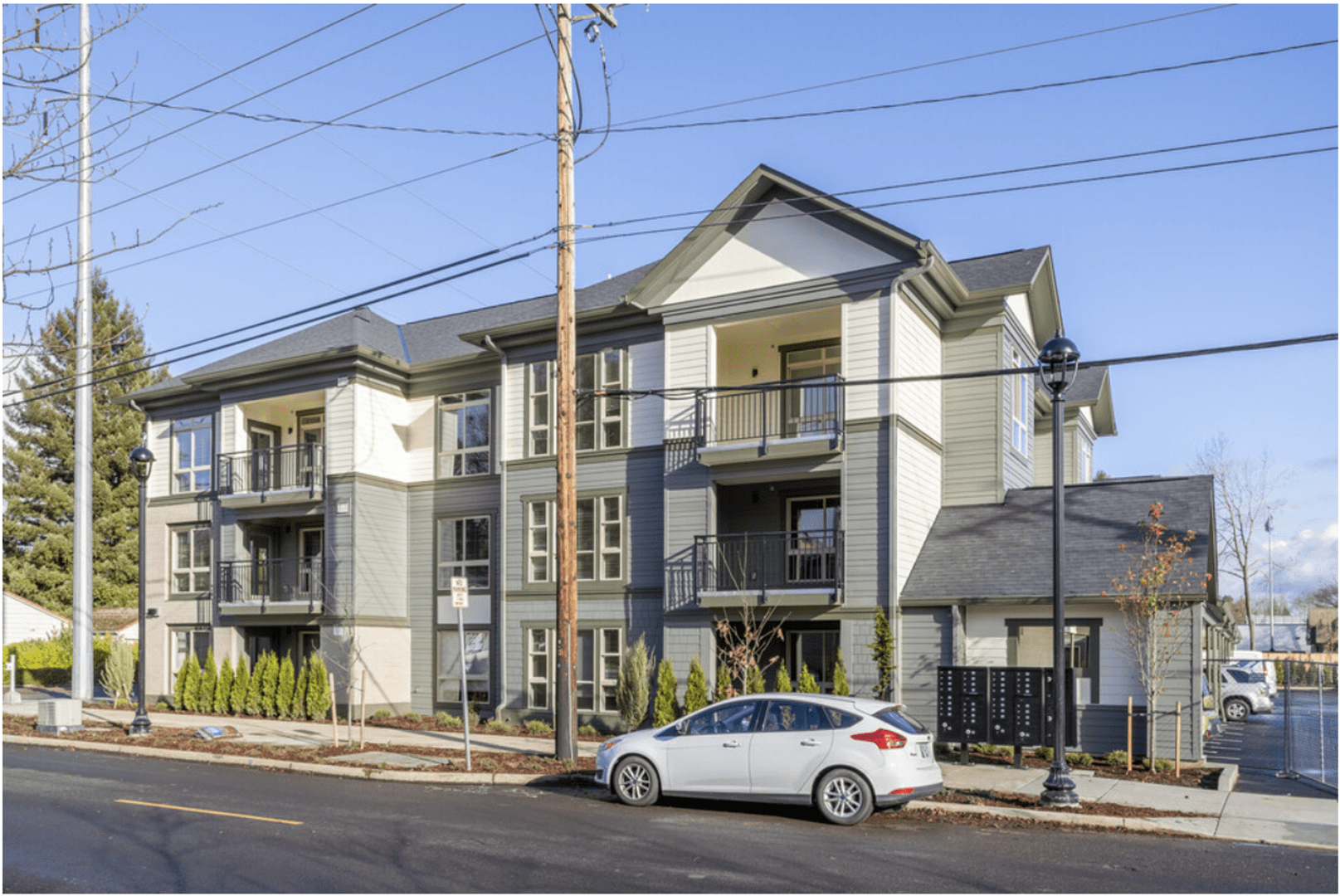 Hillsboro Apartment: 210-238 SE 9th Avenue