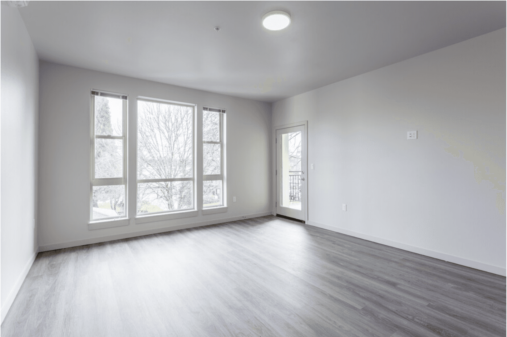 Hillsboro Apartment: 210-238 SE 9th Avenue