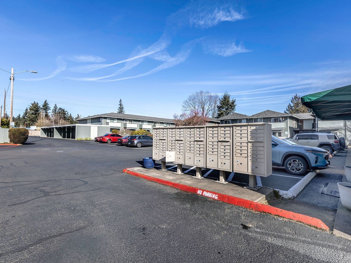 Portland Apartment: 17455 SE Washington Ct