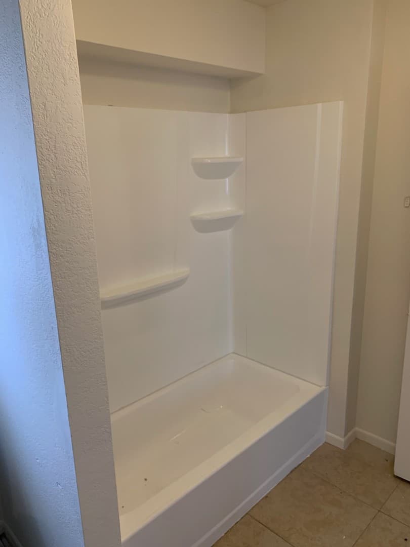 Apple Valley Apartment: 16221 Apple Valley Rd