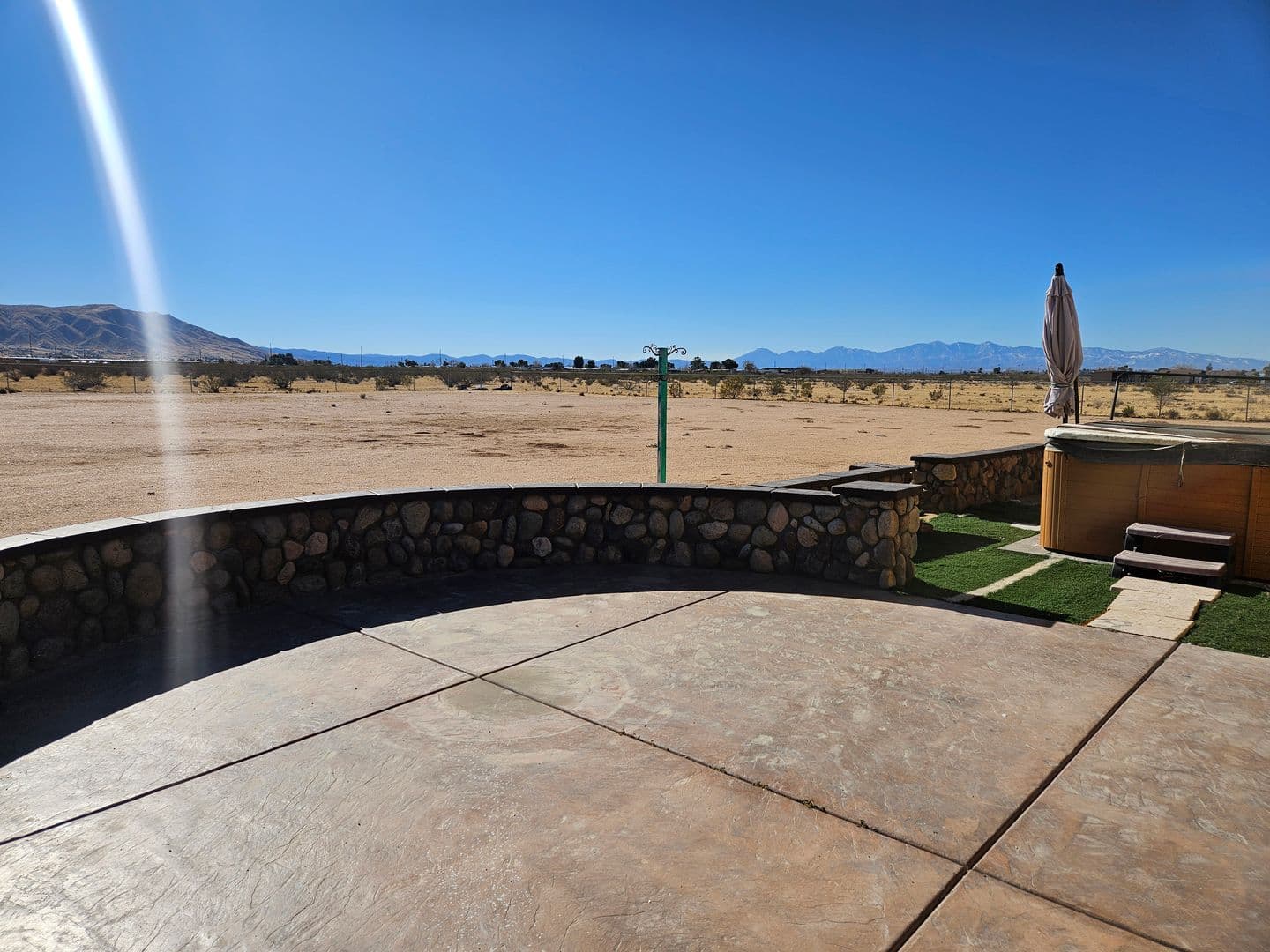 Apple Valley House: 23089 Pahute Rd