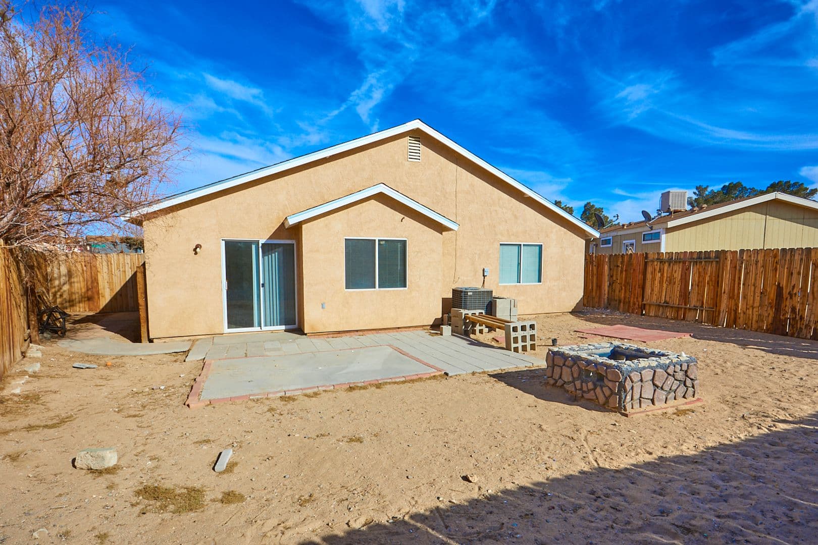 Barstow House: 25029 Avenida Laredo