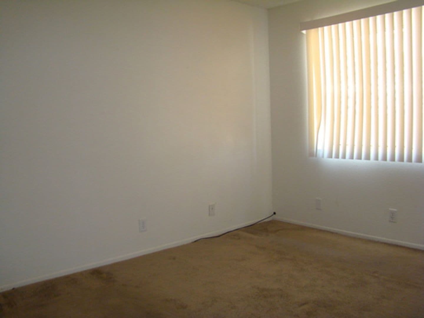 Apple Valley Apartment: 20180 Serrano Road