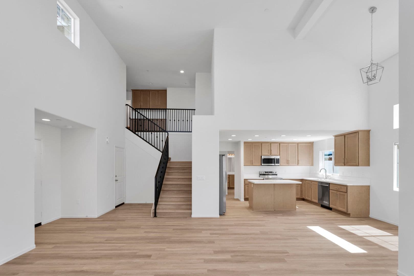 Adelanto House: 11715 Sebastian Rd