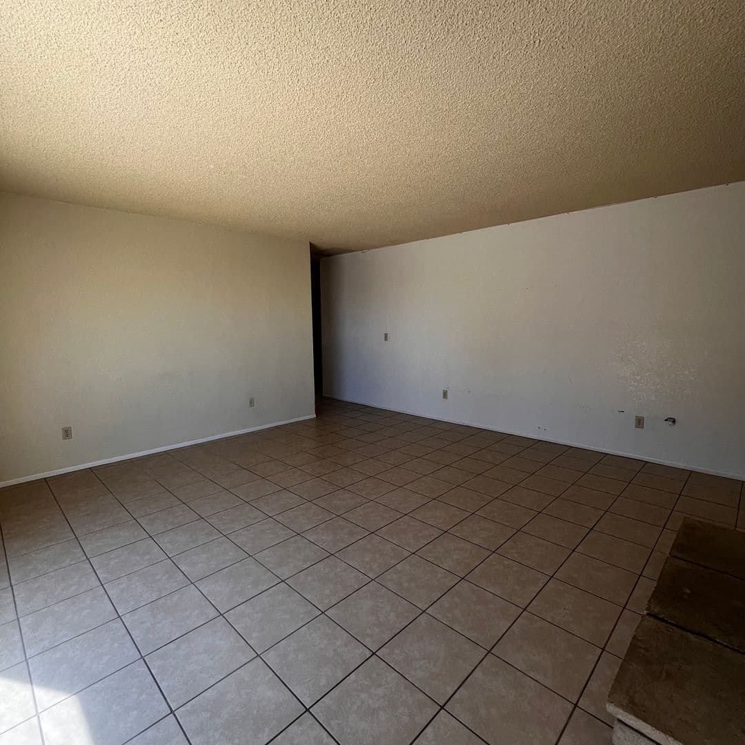 Apple Valley Apartment: 13151 Lakota Rd