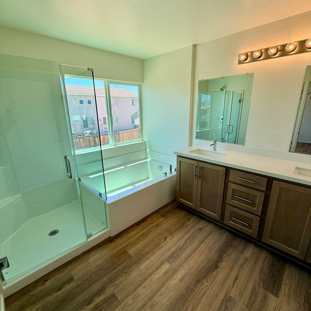 Adelanto House: 11715 Sebastian Rd