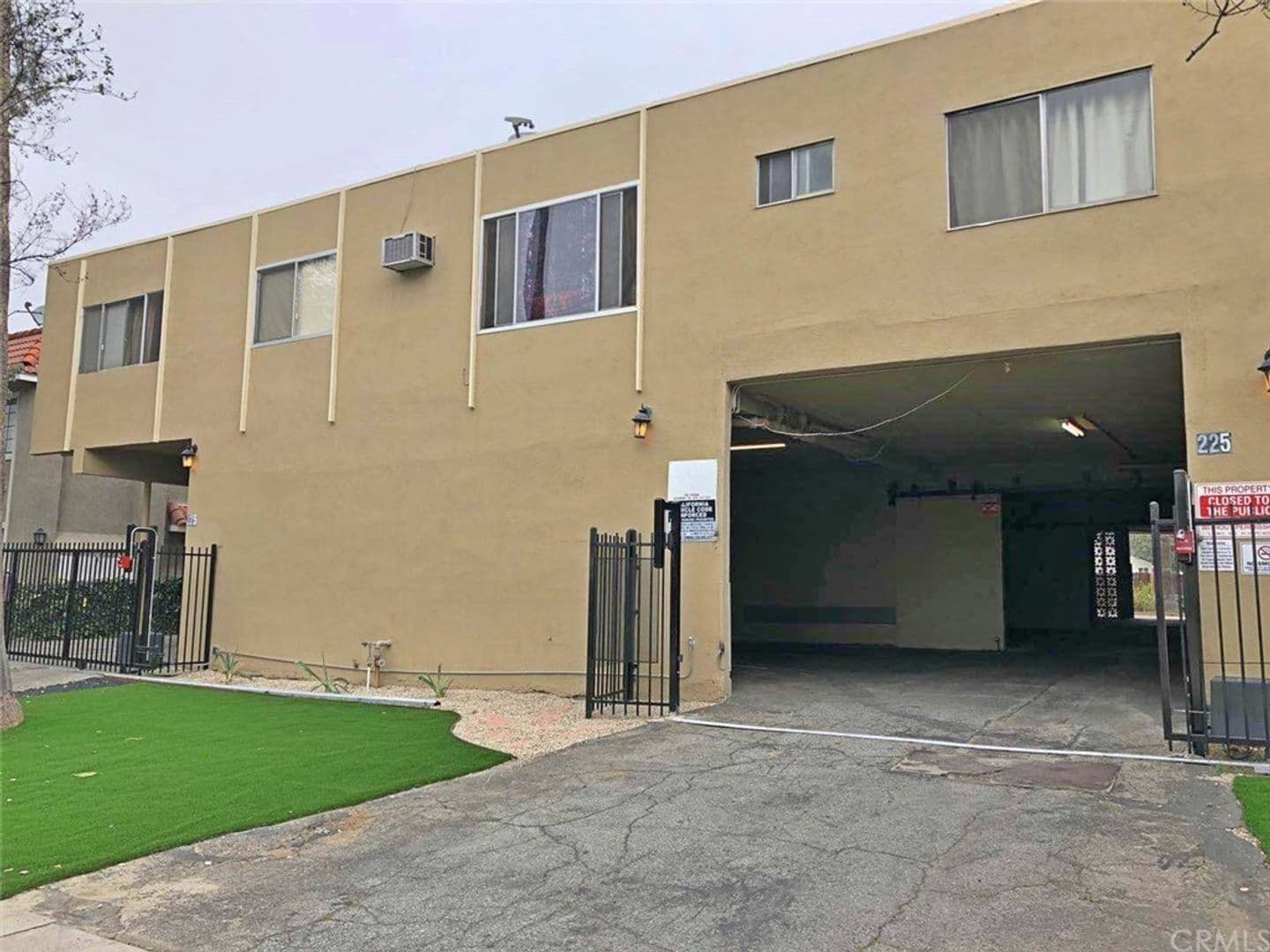 Alhambra Apartment: 225 W. Palmetto Dr