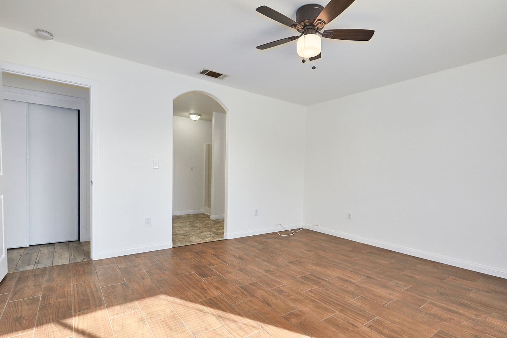 Barstow House: 25029 Avenida Laredo