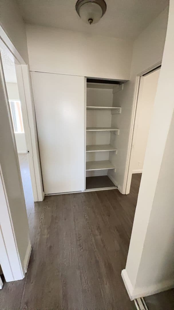 Alhambra Apartment: 225 W. Palmetto Dr