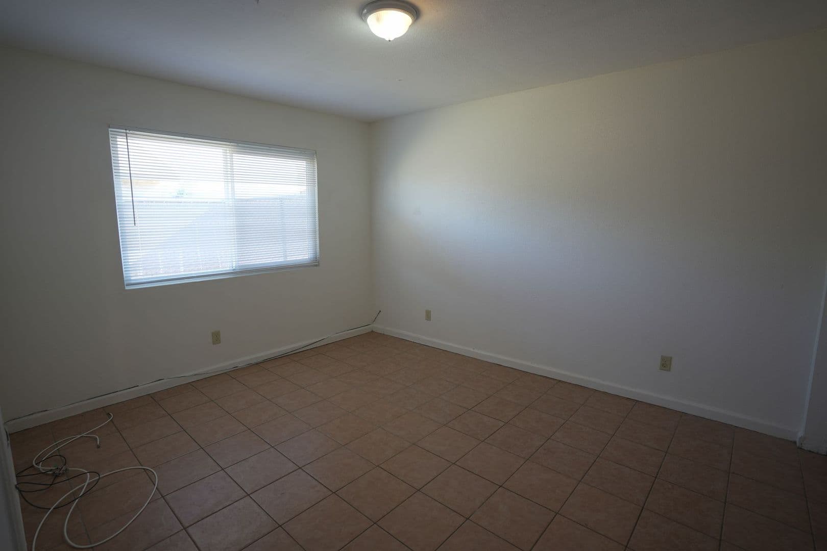 Apple Valley Apartment: 21355 Bear Valley Rd