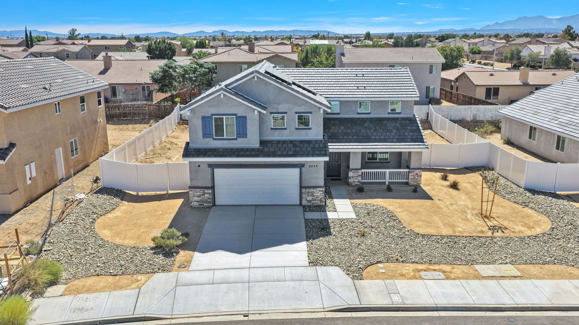 Adelanto House: 11715 Sebastian Rd